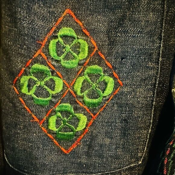 Denim 1970’s Embroidered Jacket Made in Mexico with belt Sz S - Picture 3 of 10
